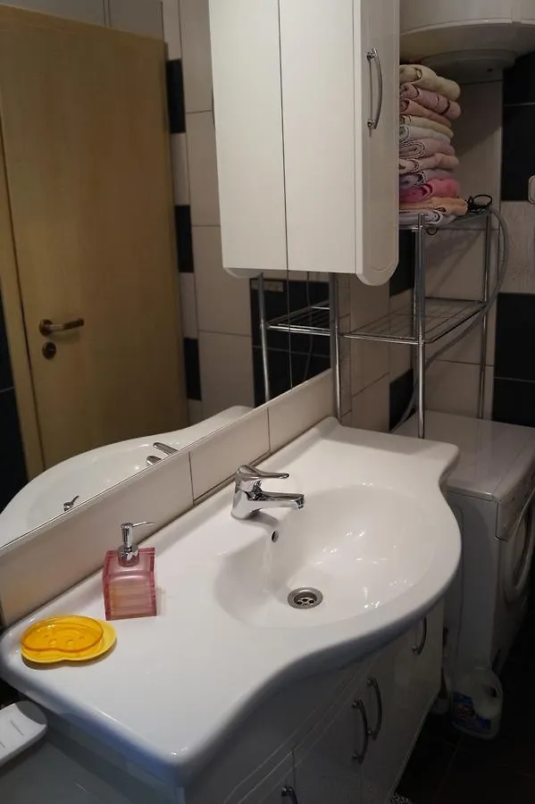 Apartment Lucija Кострена